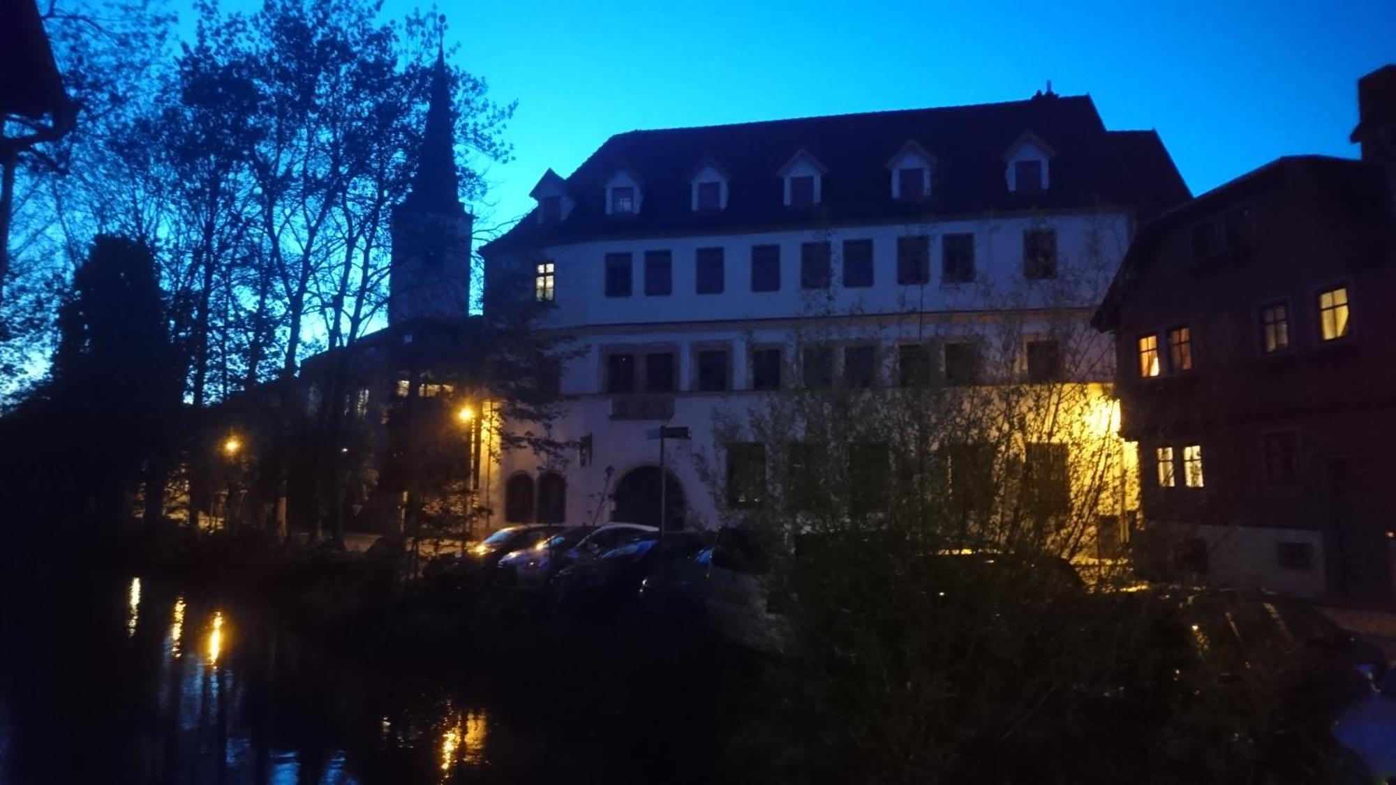 Haus Zum Kleinen Helm Apartamento Erfurt Exterior foto