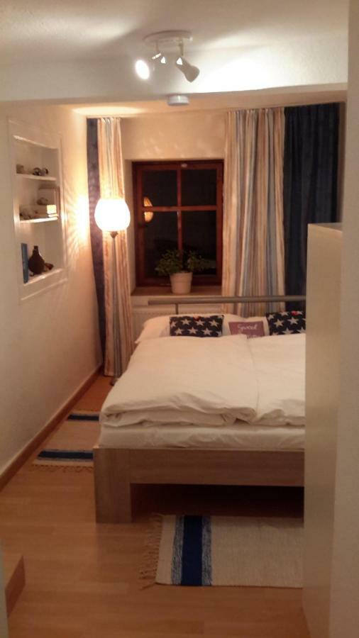 Haus Zum Kleinen Helm Apartamento Erfurt Exterior foto